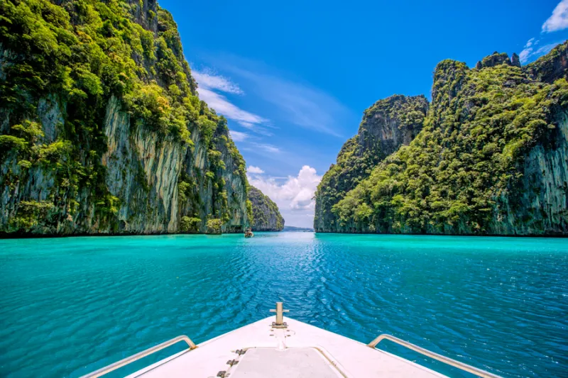 Phi Phi + Maya Bay + Bamboo Islands Tour by Speed Boat